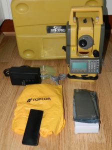 TOPCON TOTAL STATION GTS105N